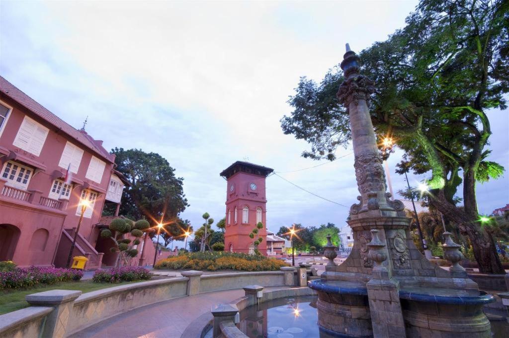 Styles Hotel Malacca Eksteriør billede