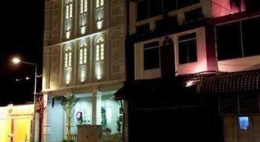 Styles Hotel Malacca Eksteriør billede